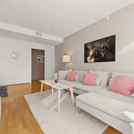 Luxury 3-bedroom Flat With Seaview In Appartement *