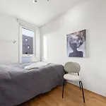Luxury 3-bedroom Flat With Seaview In Apartman