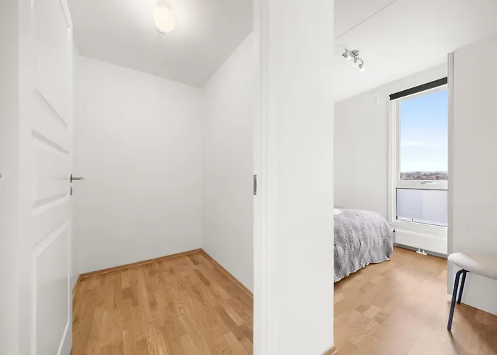 Luxury 3-bedroom Flat With Seaview In Lägenhet Oslo
