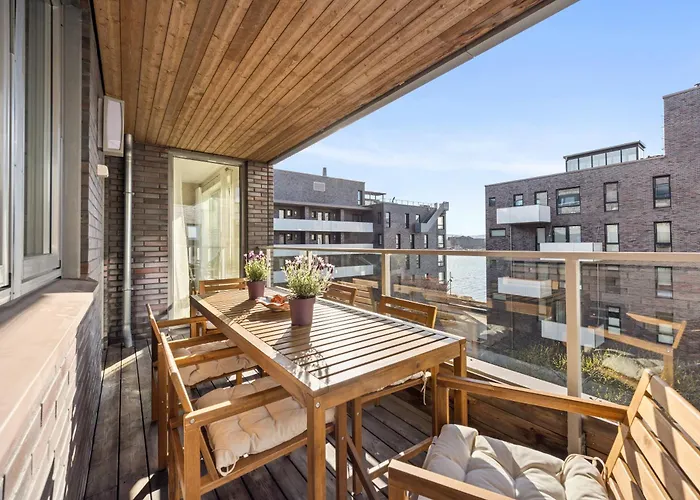 Lägenhet Luxury 3-bedroom Flat With Seaview In